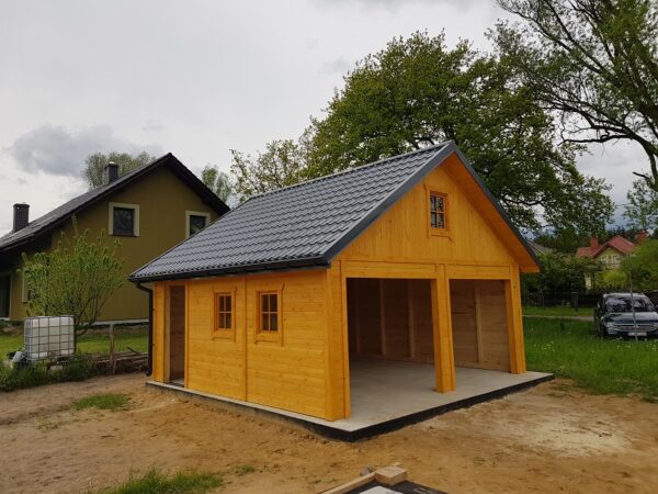 2 Garaż drewniany bez pozwolenia z poddaszem | Szkieletowy | Producent