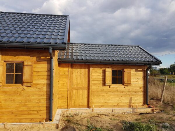 3 Garaż drewniany 6x5,5 z poddaszem i pomieszczeniem | Dwustanowiskowy