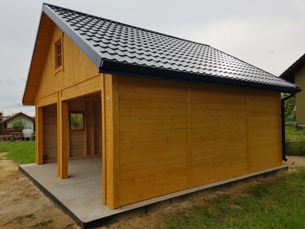 3 Garaż drewniany bez pozwolenia z poddaszem | Szkieletowy | Producent