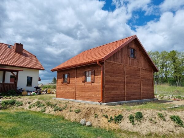 3 Garaż drewniany bez pozwolenia z poddaszem | Szkieletowy | Producent