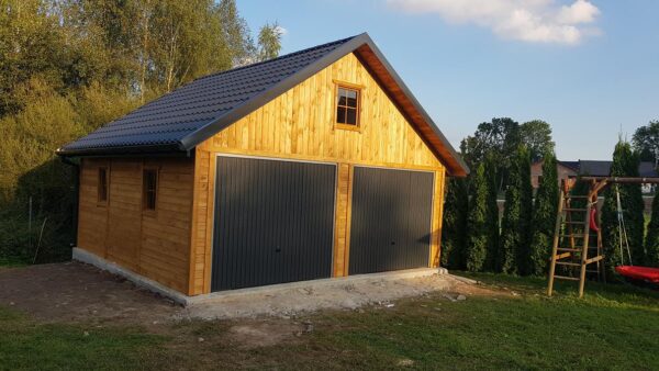 9 Garaż drewniany bez pozwolenia z poddaszem | Szkieletowy | Producent