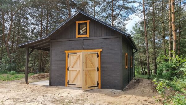 Garaż drewniany 6x4 z wiatą 6x2,5